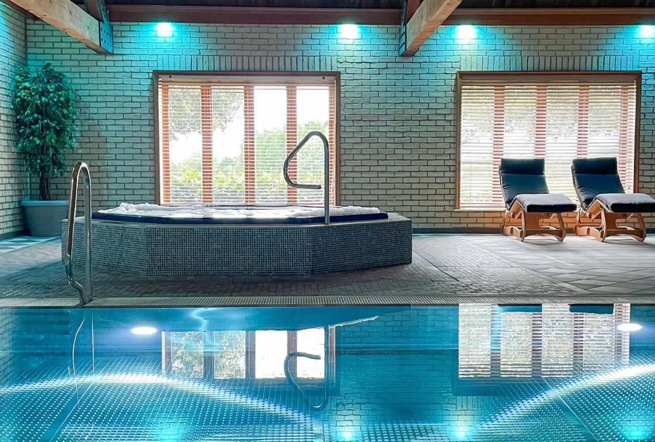 Oak Boutique Lodge Includes Hot Tub Air Con & Dog York Eksteriør bilde